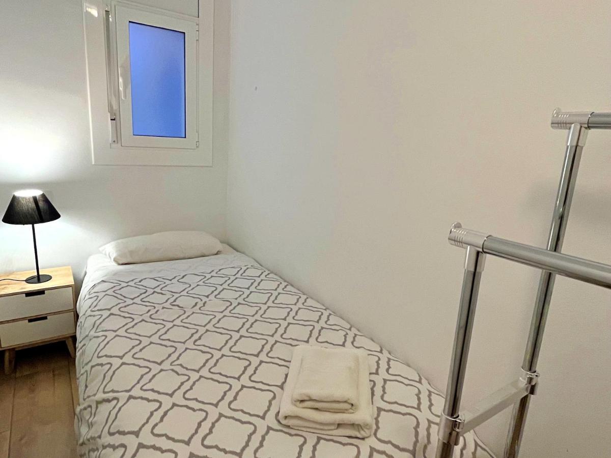 Apartamento Cerca De La Playa Blanes Exterior foto